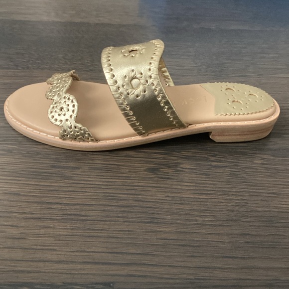 NEW JACK RODGER SIZE 7.5 GOLD/TAN SANDALS SMALL PLATFOR - Picture 2 of 5